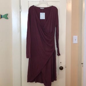 Light cotton top for over jeans or leggings.